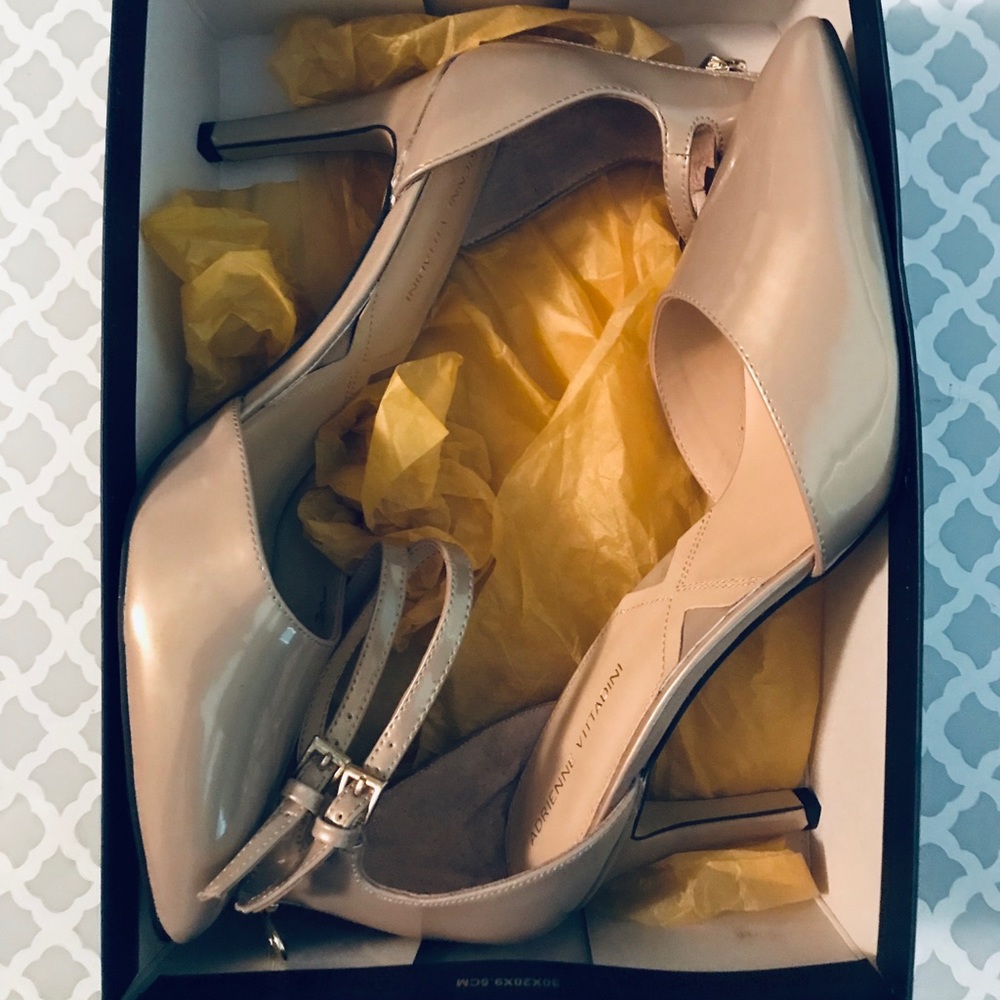 Adrienne Vittadini pump color Mushroom - Picture 3 of 7